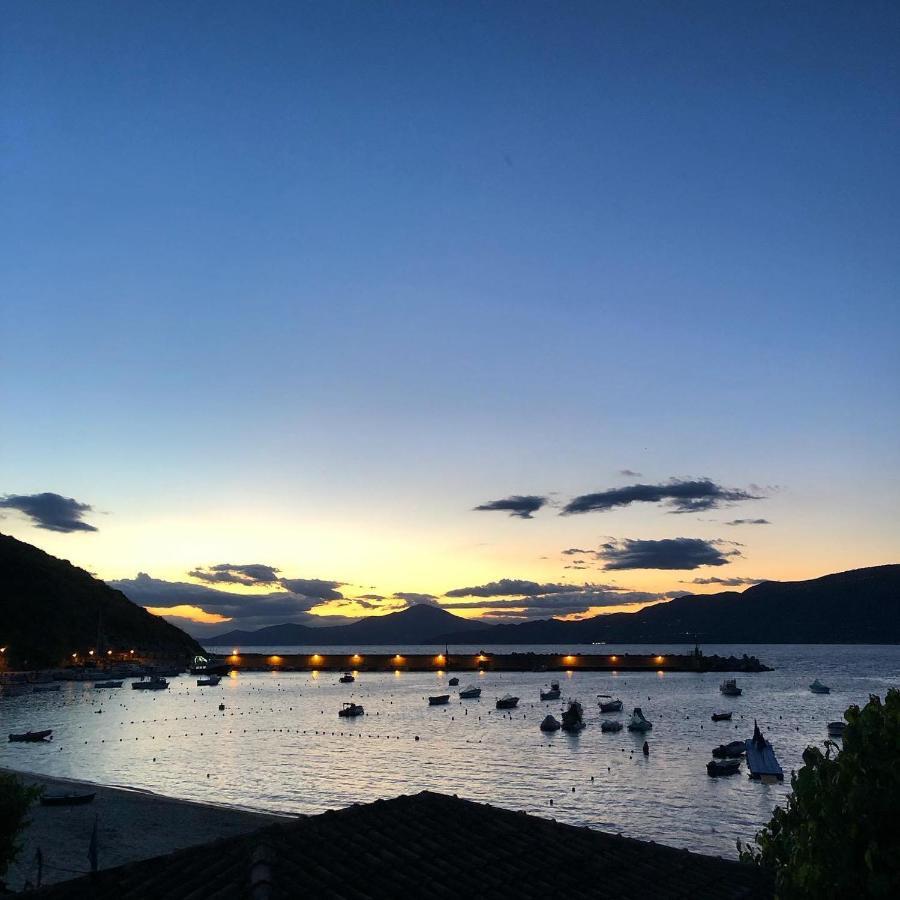 L'Antica Torre Del Porto Villa ปาลีนูโร ภายนอก รูปภาพ