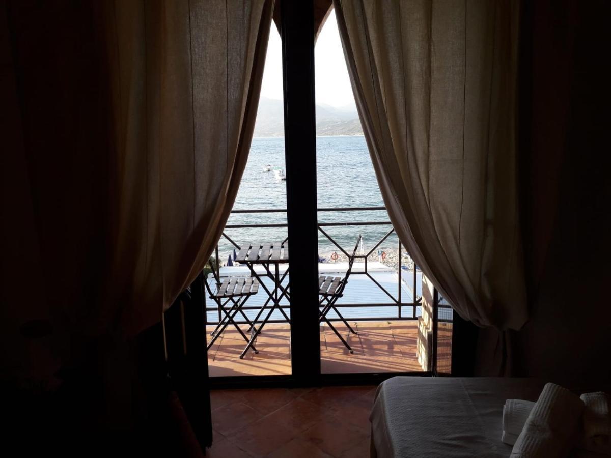 L'Antica Torre Del Porto Villa ปาลีนูโร ภายนอก รูปภาพ